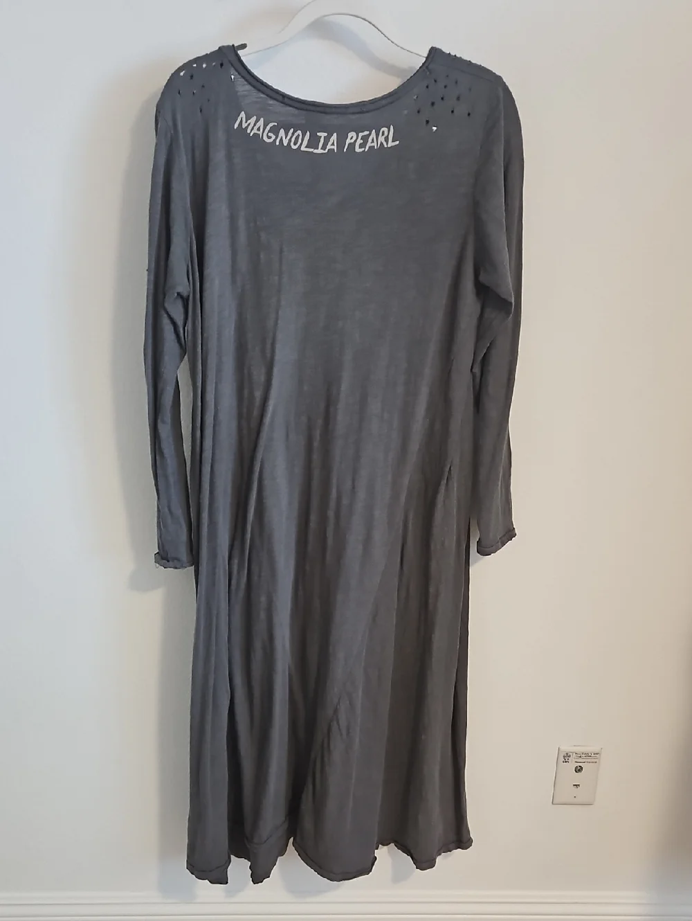 Magnolia Pearl Charcoal Gray Long-Sleeve Dress - Picture 2 of 7